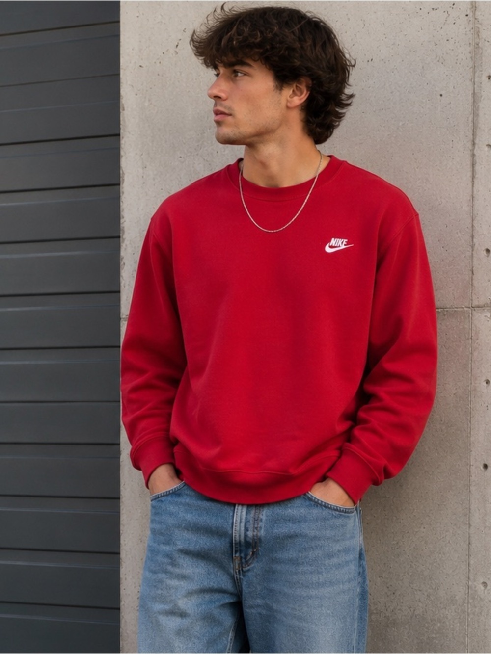 Nike Red Crewneck Sweatshirt Small Logo Minimalist Streetwear L